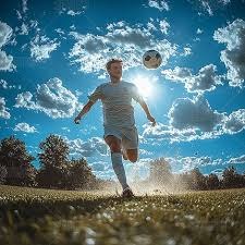 跟队：尤文再次接触塞内西经纪人，他们将会开出报价尝试免签